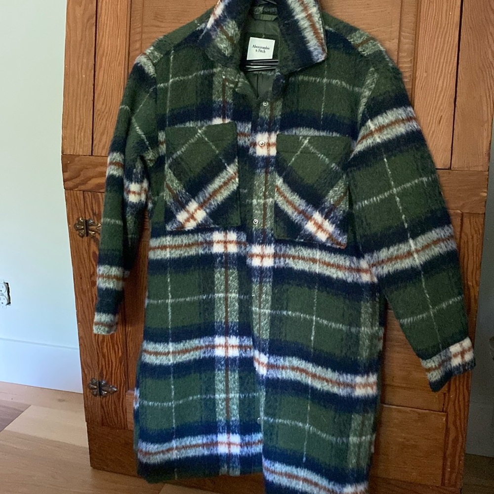 Abercrombie and Fitch green plaid long line cozy jacket size S Small